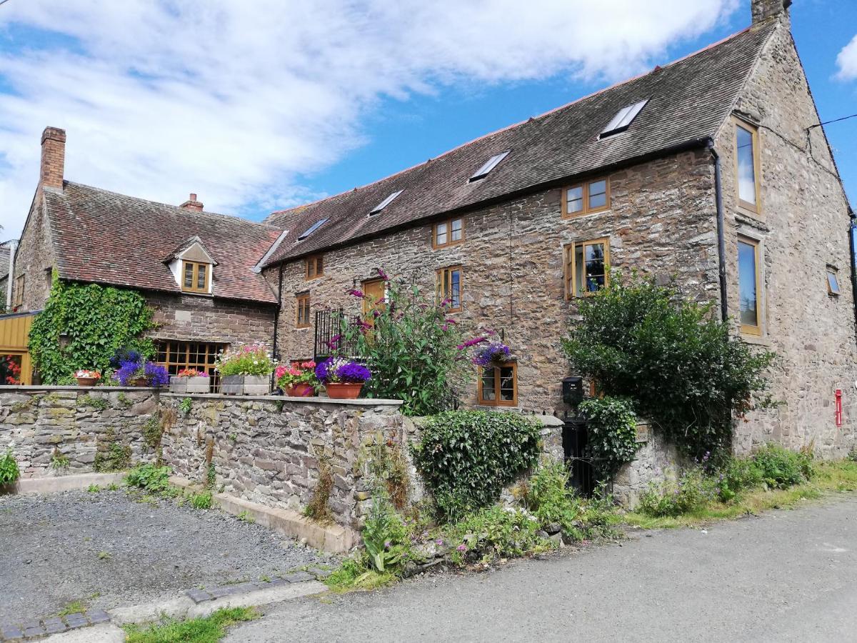 The Barley Store Craven Arms Exterior foto